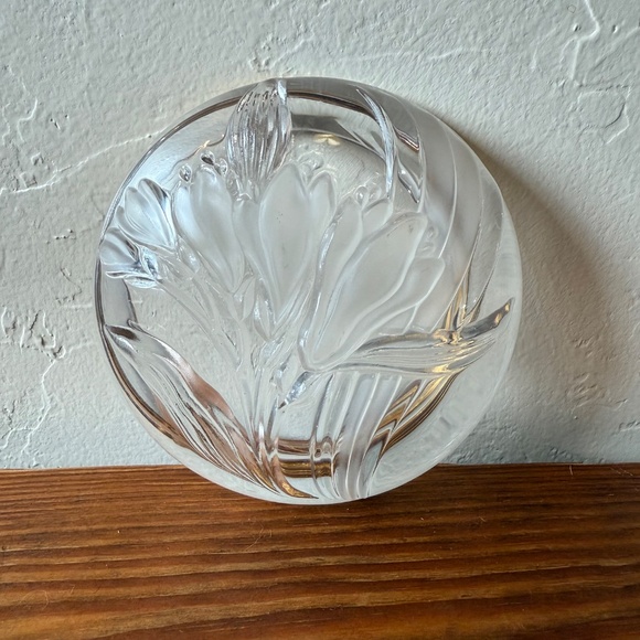 Mikasa Parisian Frosted Iris Glass Dish with Gold Trim – 1980s, Made in Japan - Picture 5 of 15